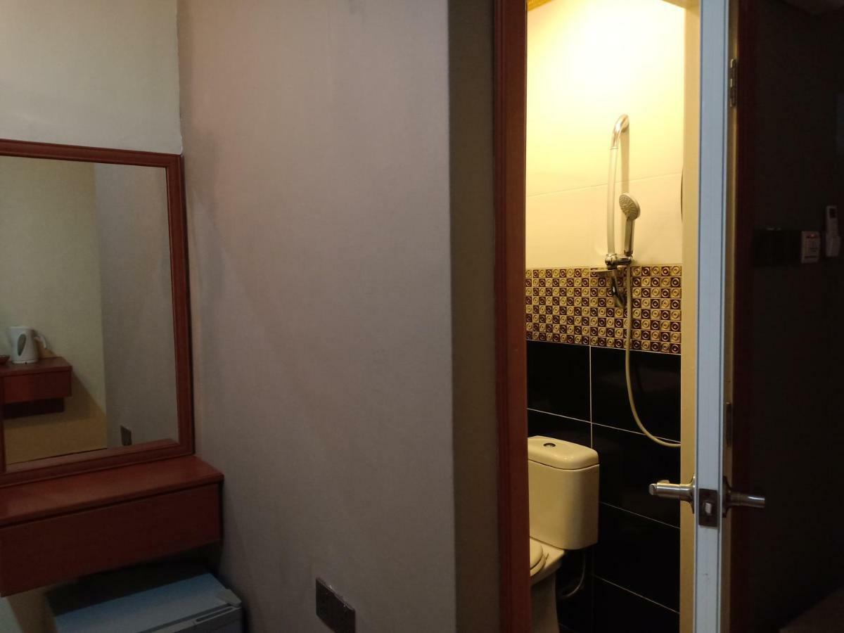 Tc Inn Business Hotel @ Seri Kembangan Kültér fotó