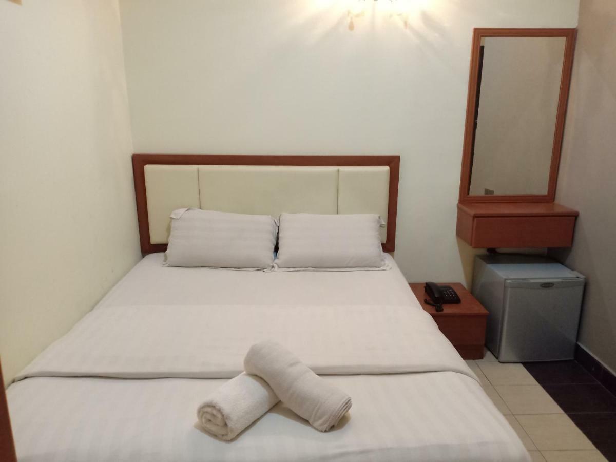 Tc Inn Business Hotel @ Seri Kembangan Kültér fotó