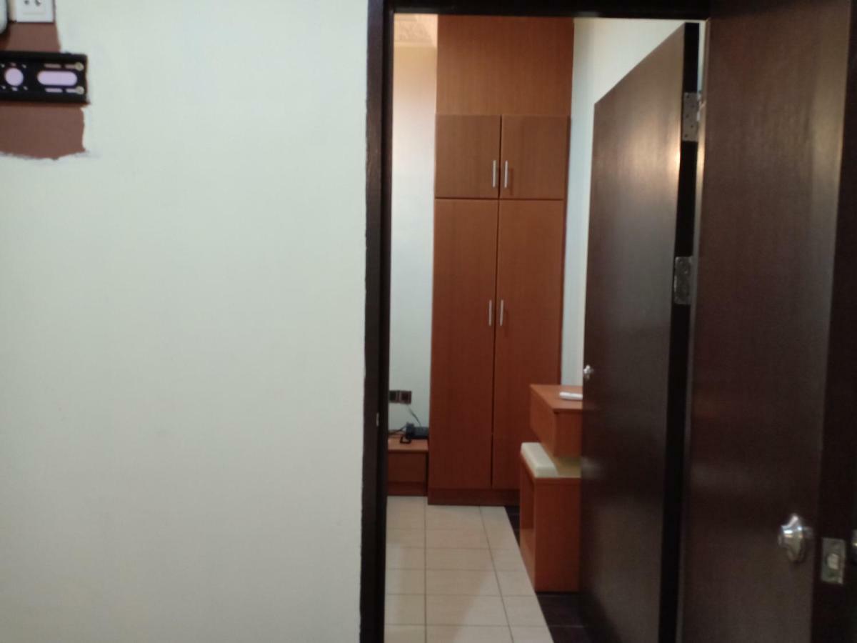 Tc Inn Business Hotel @ Seri Kembangan Kültér fotó
