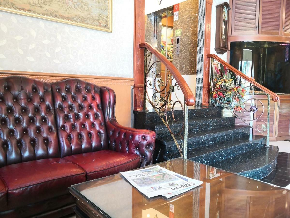 Tc Inn Business Hotel @ Seri Kembangan Kültér fotó